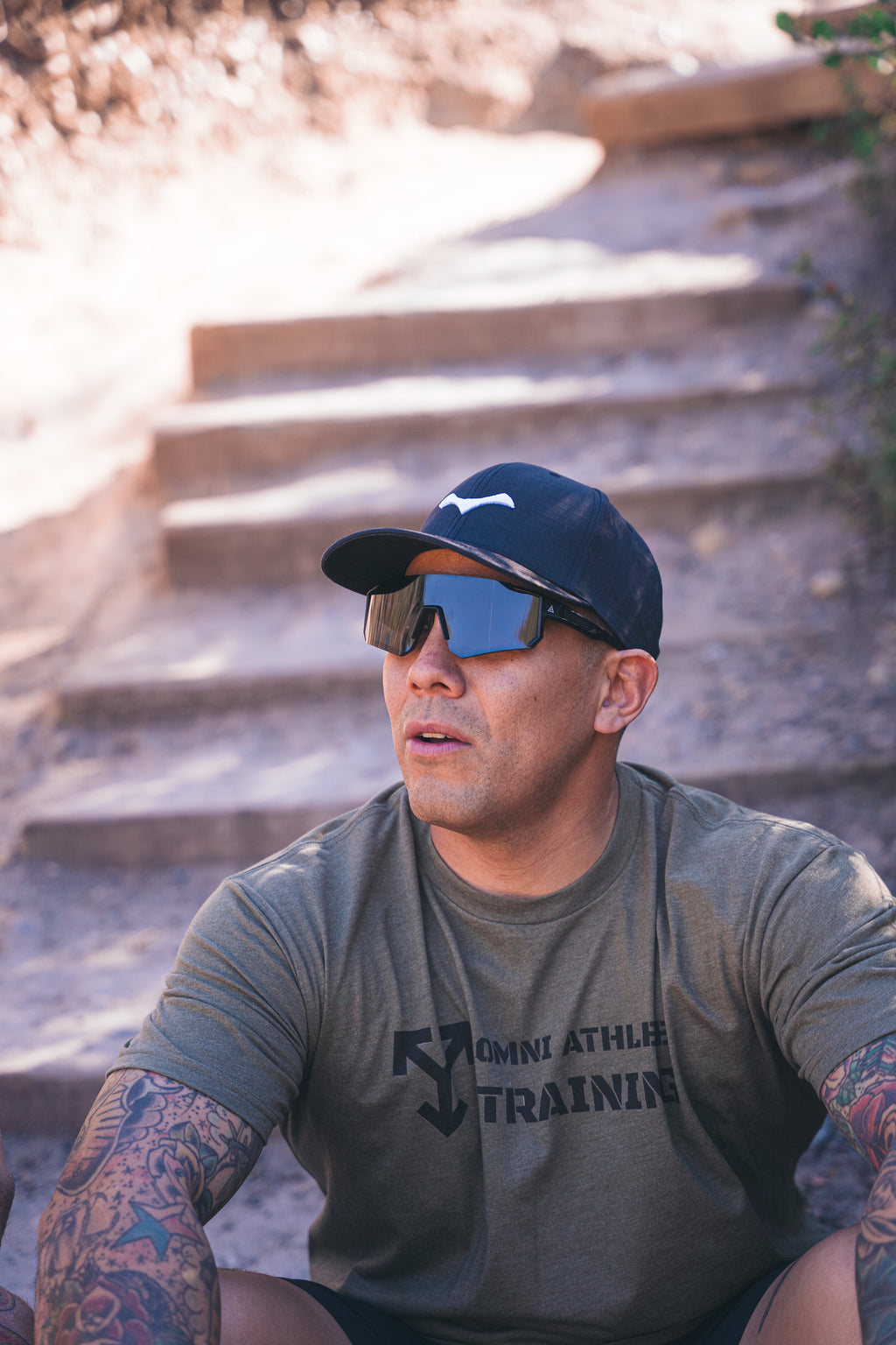 V1 Snapback Hat, Black